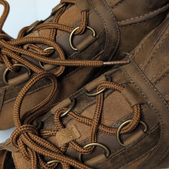 UGG Heather lace up bootie boots women's size 9 EU 40 - Picture 13 of 16